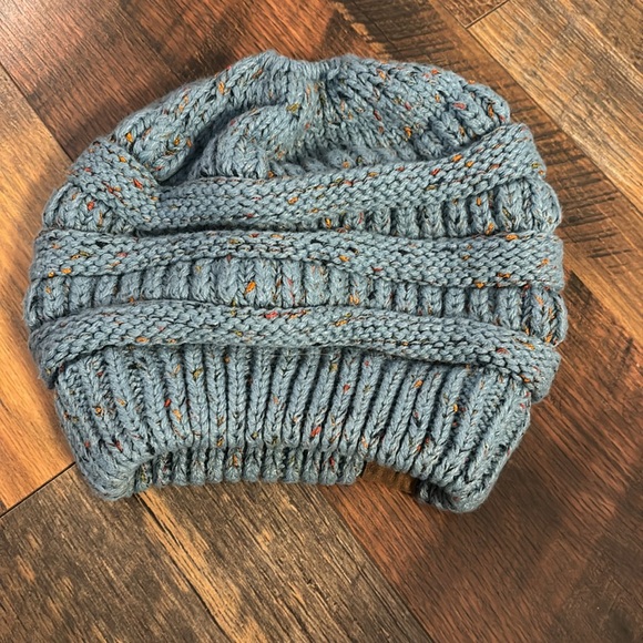 C.C blue with speckled ponytail beanie - Picture 4 of 7